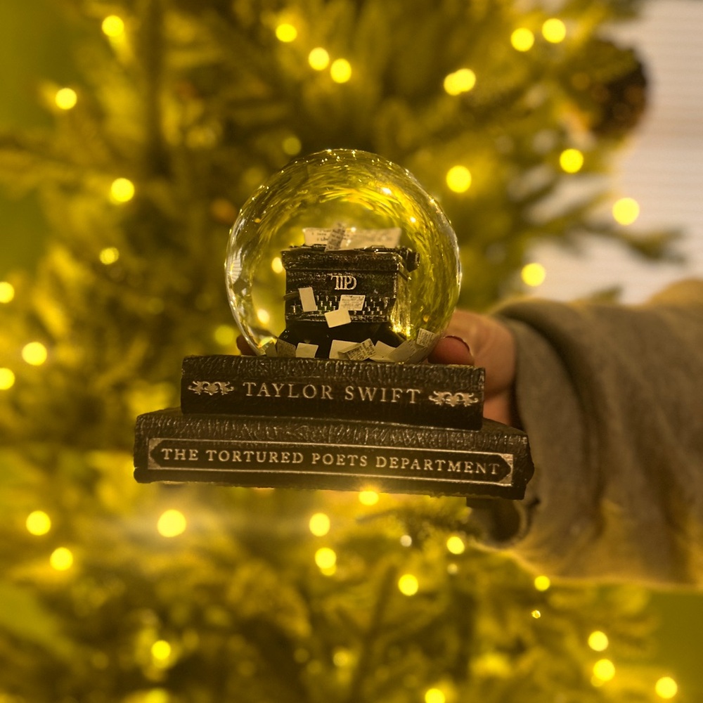 Tortured Poets Department Snowglobe